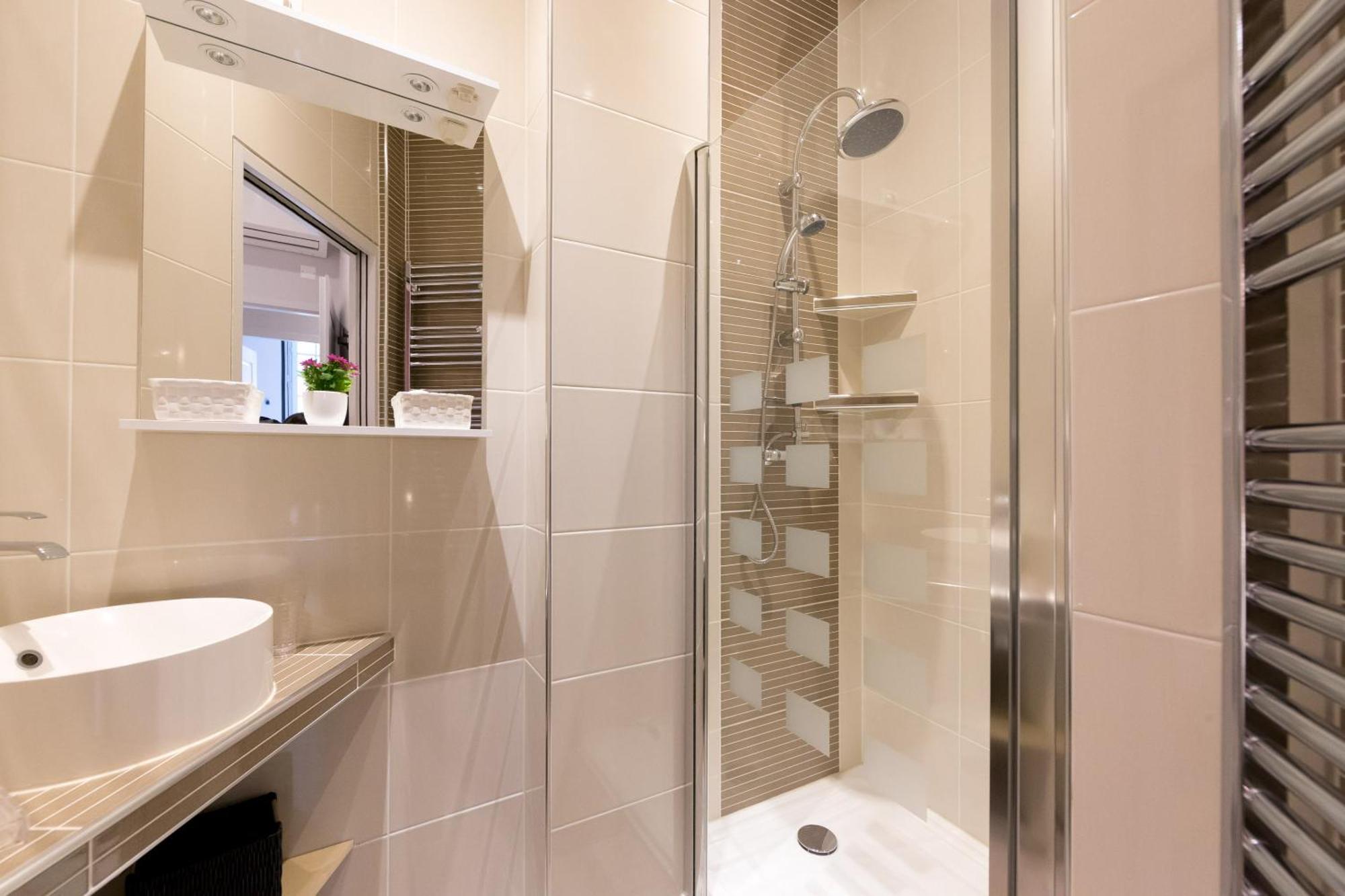 Residence Beaune Sweet Home, 4 Appartements D'Exception Avec Parking Inclus Quarto foto